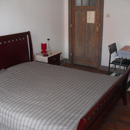 Guesthouse Oude Houtmarkt Ieper Exterior foto