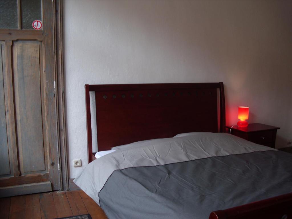 Guesthouse Oude Houtmarkt Ieper Quarto foto